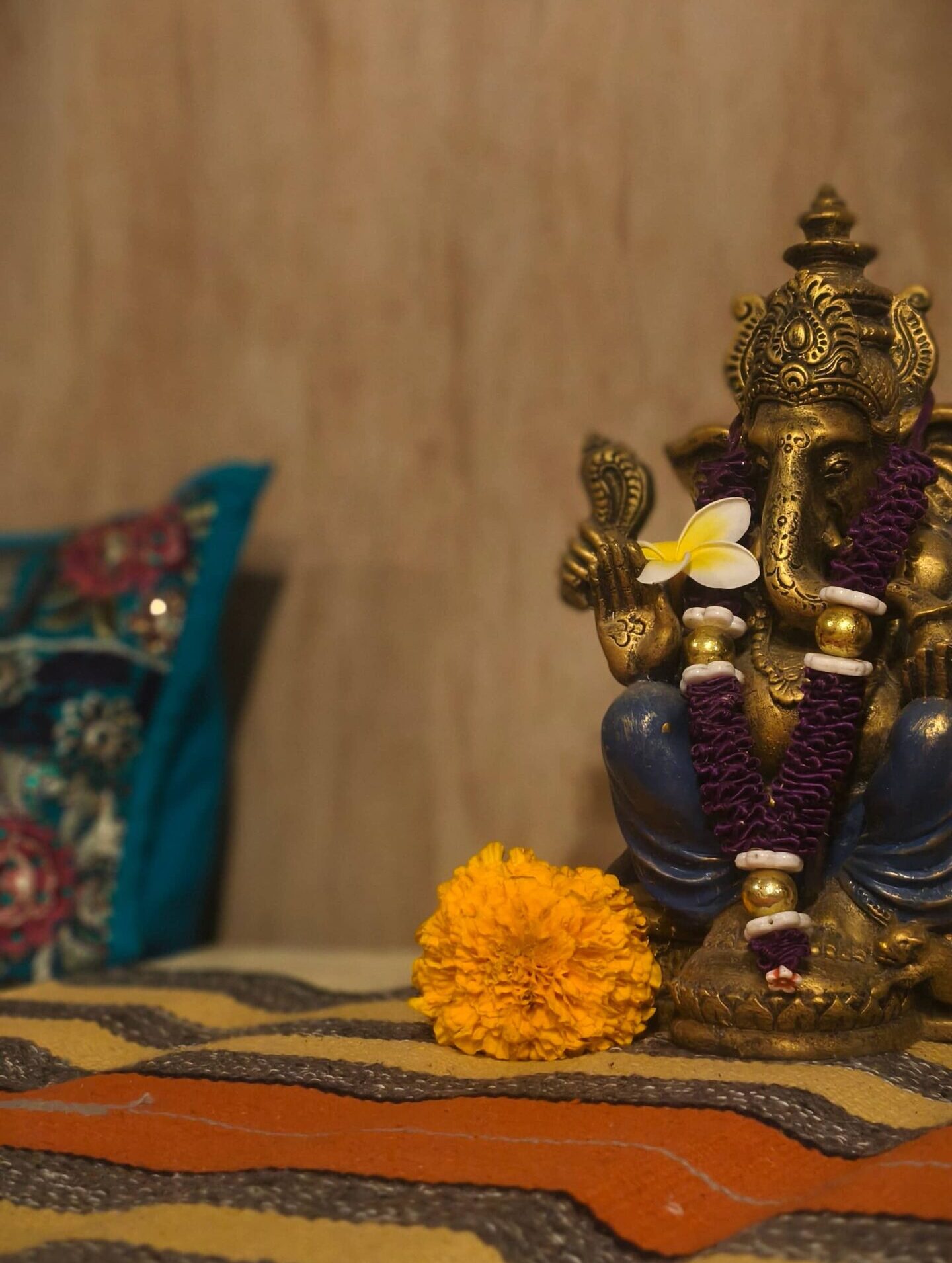 Ganesha Statue in the Good Karma Shop Bali of Yoga 108 Studio